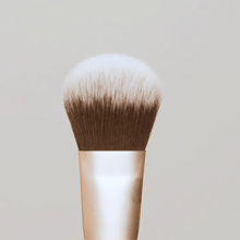 Load image into Gallery viewer, Jane Iredale - Pro Series: Cheek Brush