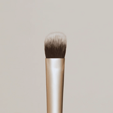 Load image into Gallery viewer, Jane Iredale - Pro Series: Concealer Brush