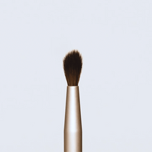 Load image into Gallery viewer, Jane Iredale - Pro Series: Crease Brush