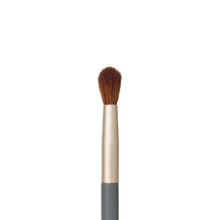 Load image into Gallery viewer, Jane Iredale - Pro Series: Crease Brush