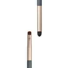 Load image into Gallery viewer, Jane Iredale - Pro Series: Smudge Eye Brush
